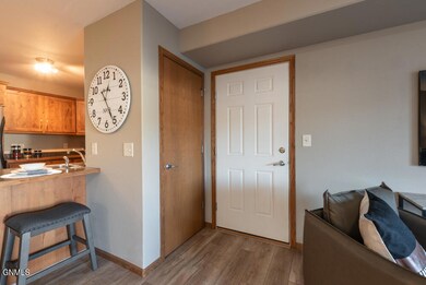 2904 Edgewater Pl SE #3 MLS-7