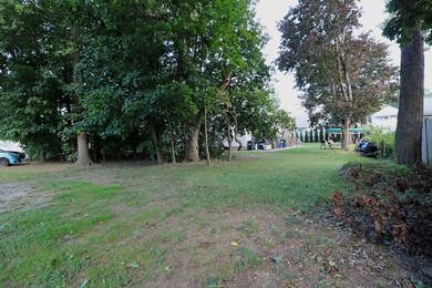 184 Howard St, Ludlow, MA 01056 - photo 3