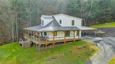 2507 Parker Eller Rd, Lansing, NC 28643 - photo 3