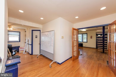 1421 Sulphur Spring Rd, Halethorpe, MD 21227 - photo 7