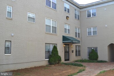 3211 8th St SE unit 12, Washington, DC 20032 - photo 2