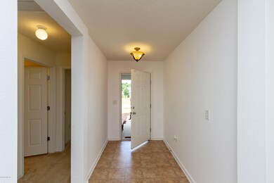 12146 Alexandra Dr, Jacksonville, FL 32218 - photo 4