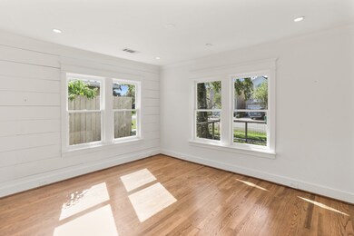 1548 Cortlandt St, Houston, TX 77008 - photo 2