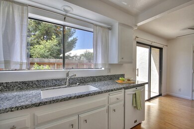 New granite counter tops & sink