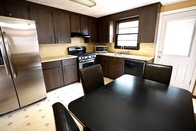 6 Delorenzo Dr, Randolph, MA 02368 - photo 5