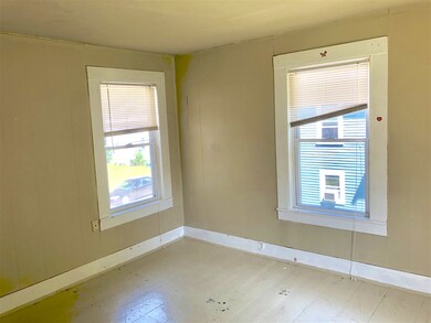 30 Fremont St, Somersworth, NH 03878 - photo 5