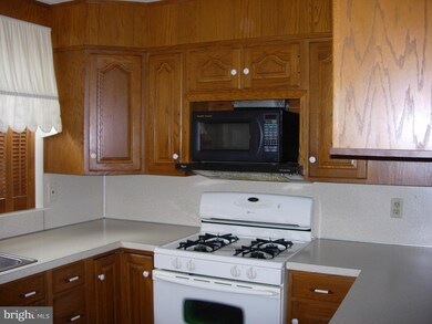 25 Hilbert Ct, Reading, PA 19606 - photo 3