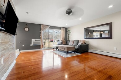 23 Edgelawn Ave unit 3, North Andover, MA 01845 - photo 3