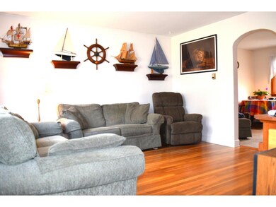 39 Atlantic Ave, Dover, NH 03820 - photo 2