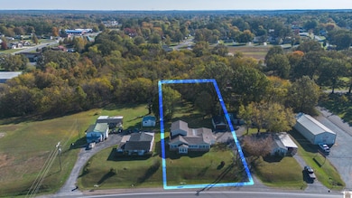 581 S Main St, Calvert City, KY 42029 - photo 3