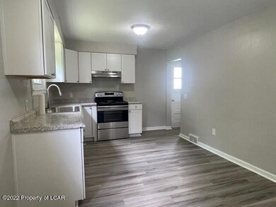 65 Perrin Ave, Shavertown, PA 18708 - photo 4