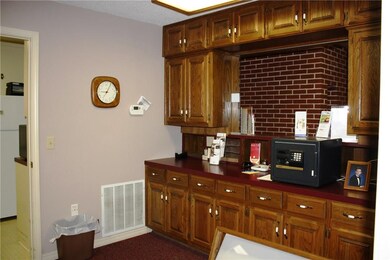 803 NW 7th St, Bentonville, AR 72712 - photo 5