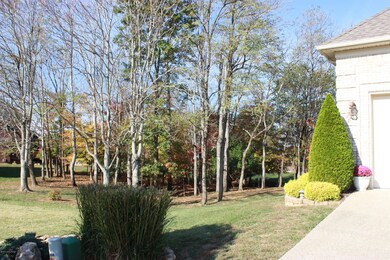 11108 Blade Crest Way, Louisville, KY 40291 - photo 5
