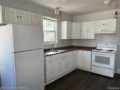 1265 Franklin Rd, Berkley, MI 48072 - photo 3