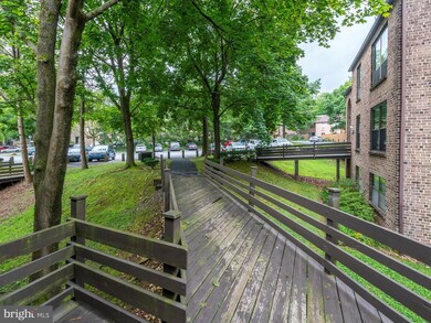 11D Fairway Rd, Reading, PA 19607 - photo 4