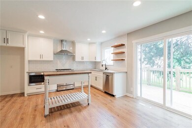 11915 W 66th Terrace, Shawnee, KS 66216 - photo 4