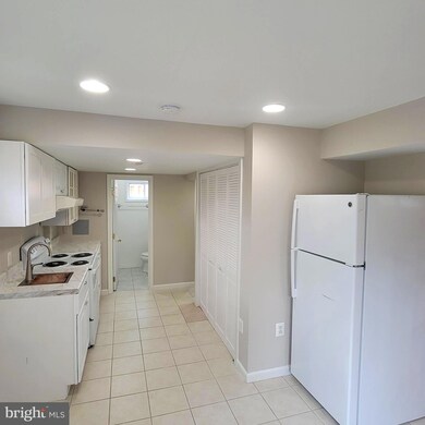 1740 N Culpeper St unit B, Arlington, VA 22207 - photo 4