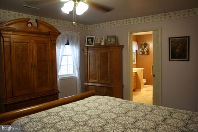 1 Rosemont Dr, Myerstown, PA 17067 - photo 4