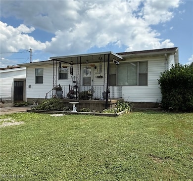 2022 & 2022 1/2 36th St, Parkersburg, WV 26104 - photo 5