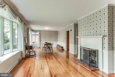 437 Summit St, Lemoyne, PA 17043 - photo 3