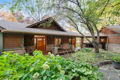 15-web-or-mls-3191 Lake Ln -171.jpg