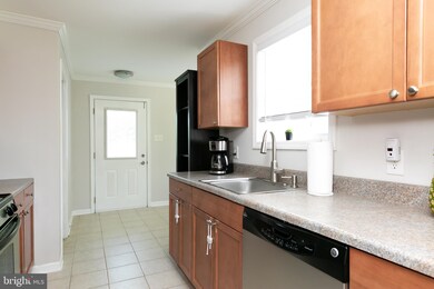 8 Farndale Rd, Somerdale, NJ 08083 - photo 4