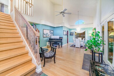 1570 N Amberbrooke Ave-5