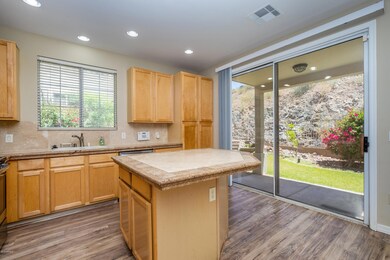 117_W_Mountain_Sage_Dr_07