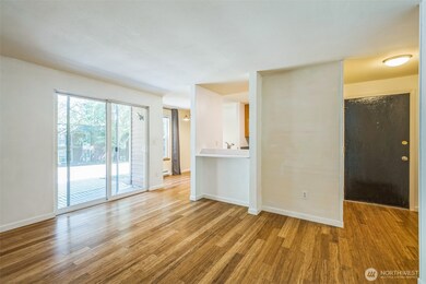 7311 224th St SW unit C5, Edmonds, WA 98026 - photo 5