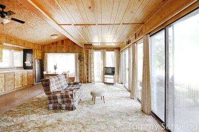 11079 N Pine Grove Ln, Bitely, MI 49309 - photo 3