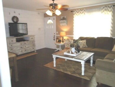 306 Cessna Ln, Shelbyville, TN 37160 - photo 3