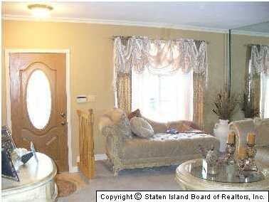 65 Salamander Ct, Staten Island, NY 10309 - photo 3