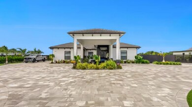 18261 SW 224th St, Miami, FL 33170 - photo 3