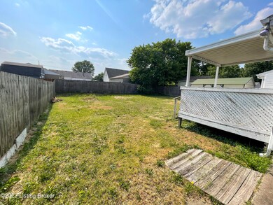 6105 Herron Ct, Louisville, KY 40229 - photo 5