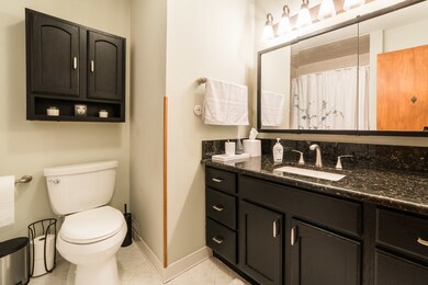 1091 Laurel Dr, Aurora, IL 60506 - photo 7