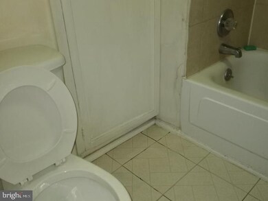 413 S Parrish St, Baltimore, MD 21223 - photo 3