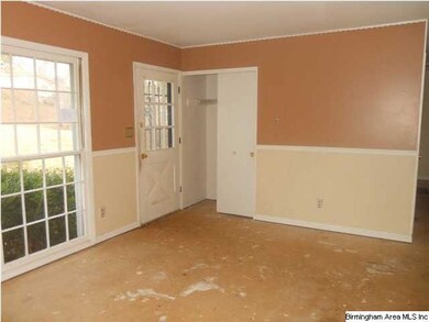 437 19th Terrace NE, Center Point, AL 35215 - photo 2