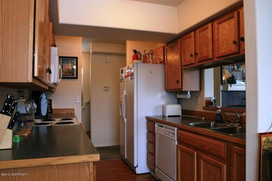 kitchen (1) (Medium)