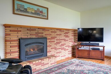 195 SE Fir Villa Rd, Dallas, OR 97338 - photo 6