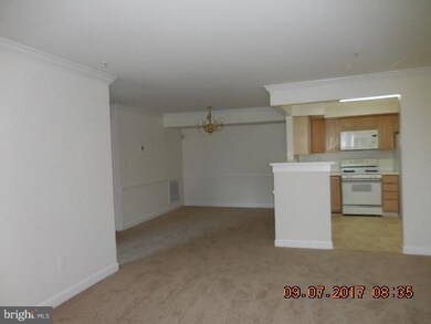 8327 Bluebird Way unit B, Lorton, VA 22079 - photo 4