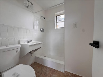 481 E 31st St unit 1, Hialeah, FL 33013 - photo 7