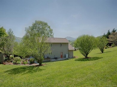 12 Lady Bug Ln, Leicester, NC 28748 - photo 7