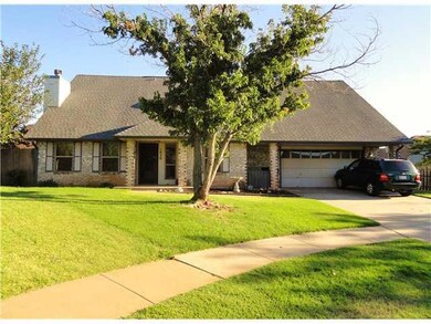 1420 Blaine Ct, Moore, OK 73160 - photo 2