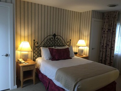 1746 Mountain Rd unit 642-643, Stowe, VT 05672 - photo 4