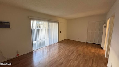 13507 Victory Blvd unit 2, Los Angeles, CA 91401 - photo 5