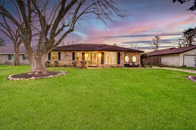 4203 Ravine Dr, Friendswood, TX 77546 - photo 4