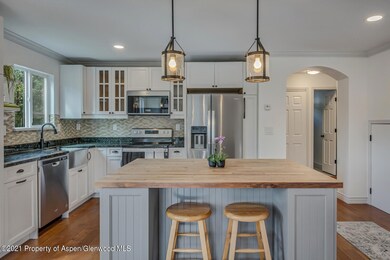 23_50_Riversedge_Basalt_81621003 (1)_mls