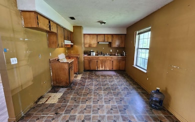 109 El Dorado Dr, Perry, FL 32347 - photo 4