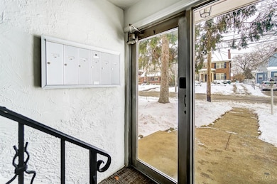 6159 Ridge Ave, Cincinnati, OH 45213 - photo 4