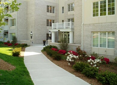 2 Homestead Ln unit 313, Greenwich, CT 06831 - photo 2